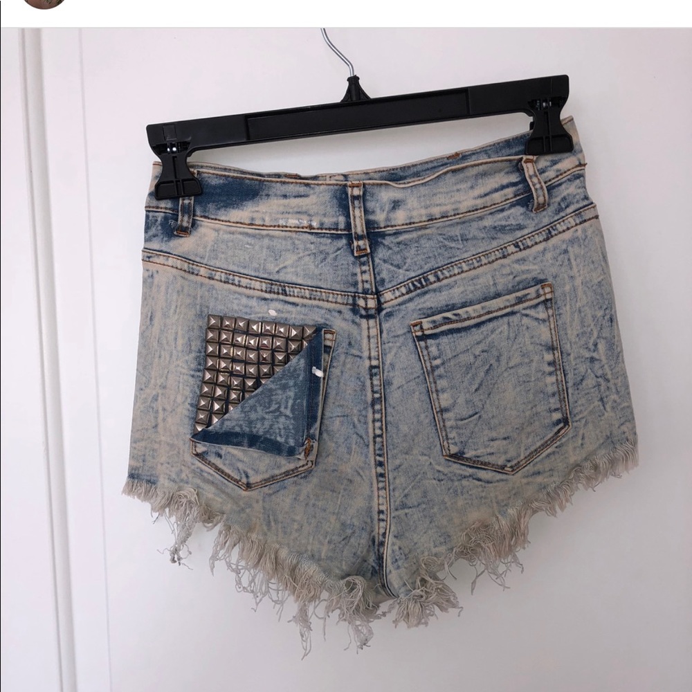 Boutique high-waisted shorts!